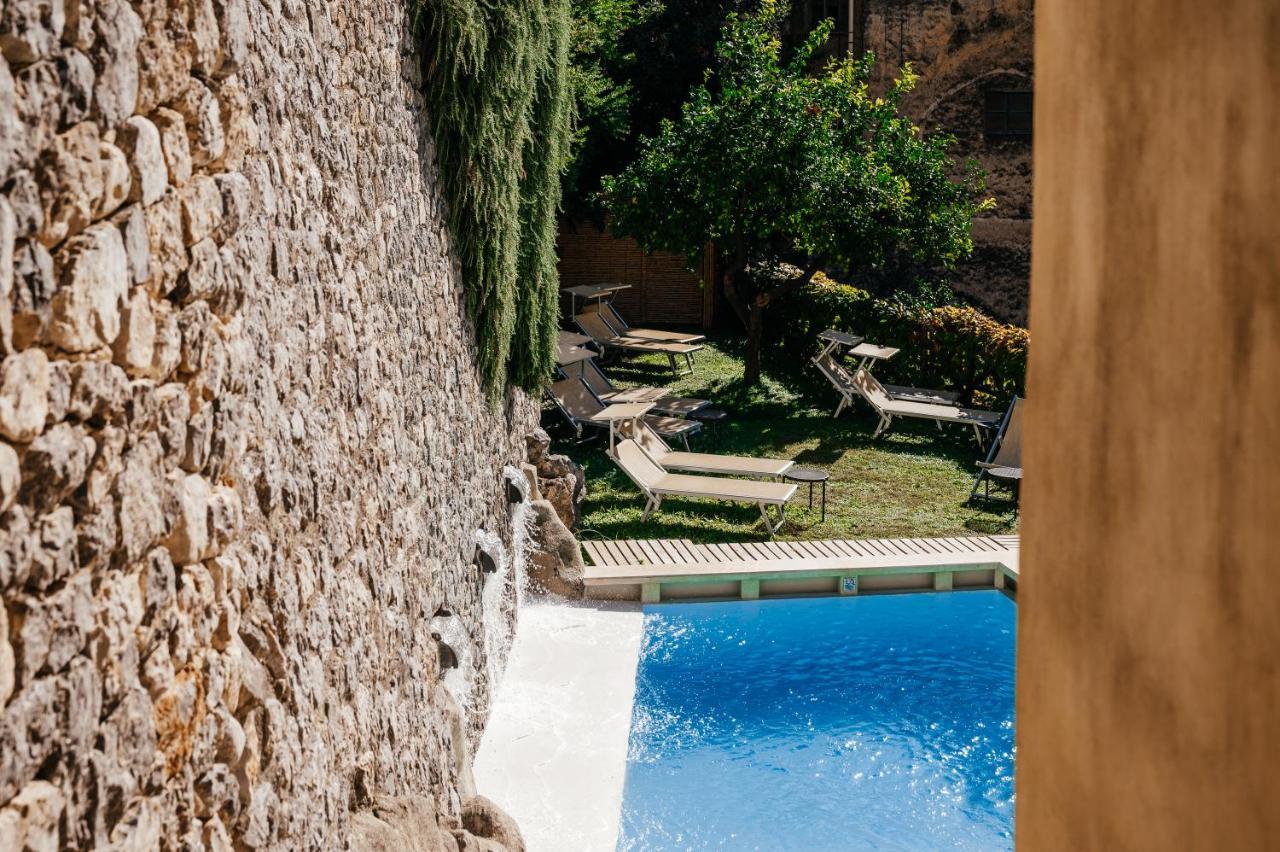 Amalfi Resort Exteriör bild
