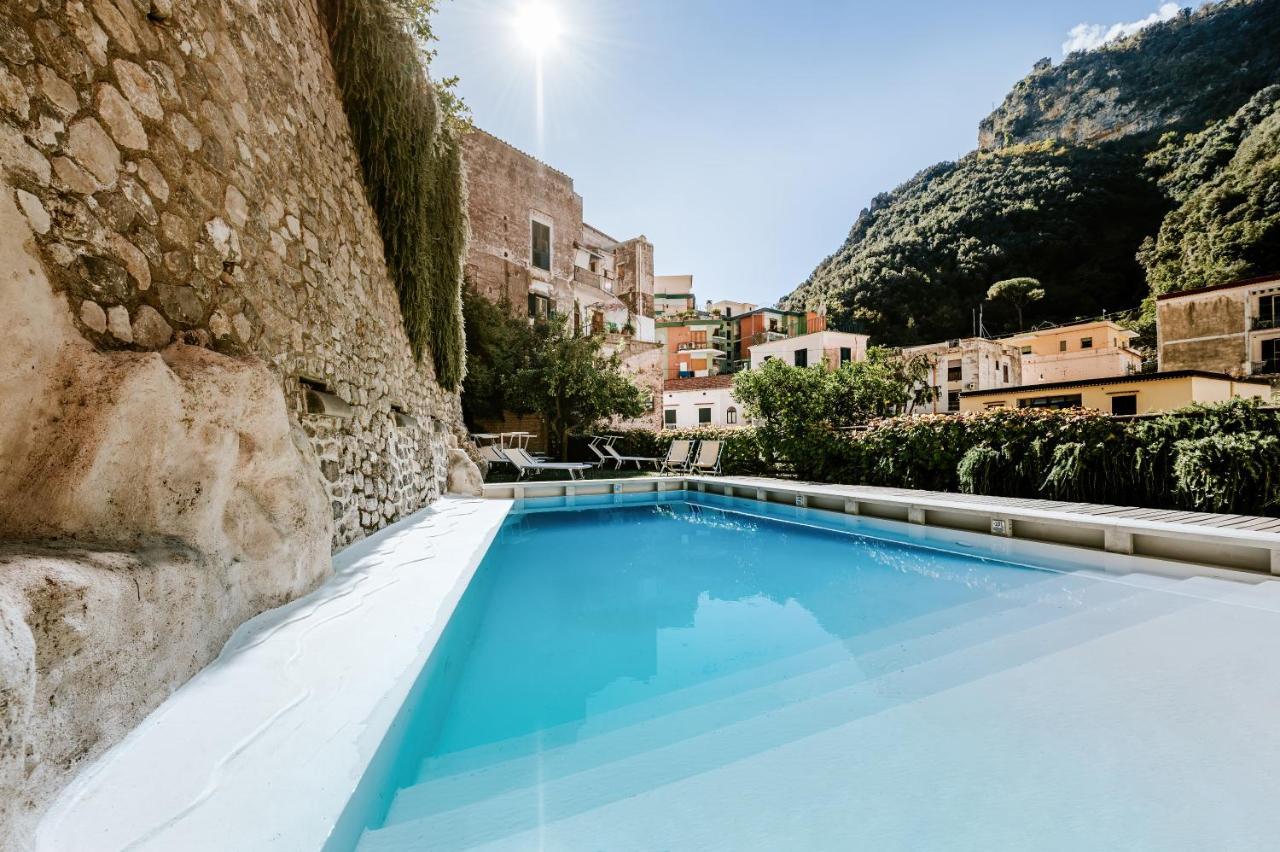 Amalfi Resort Exteriör bild