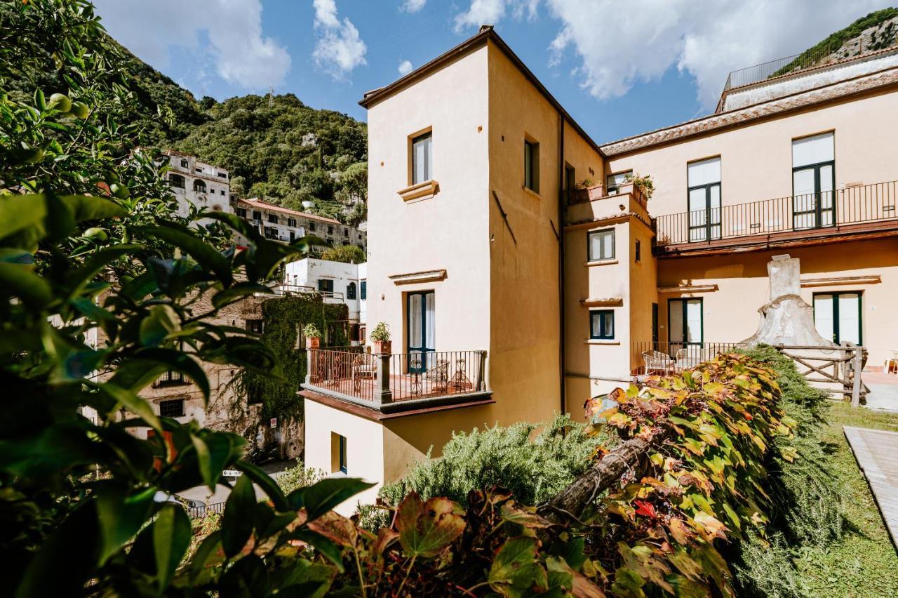 Amalfi Resort Exteriör bild