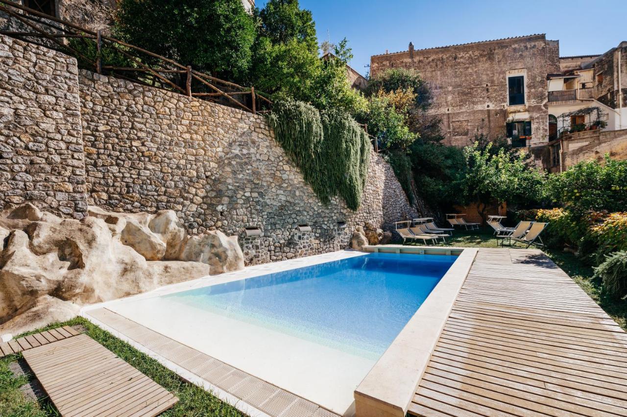 Amalfi Resort Exteriör bild